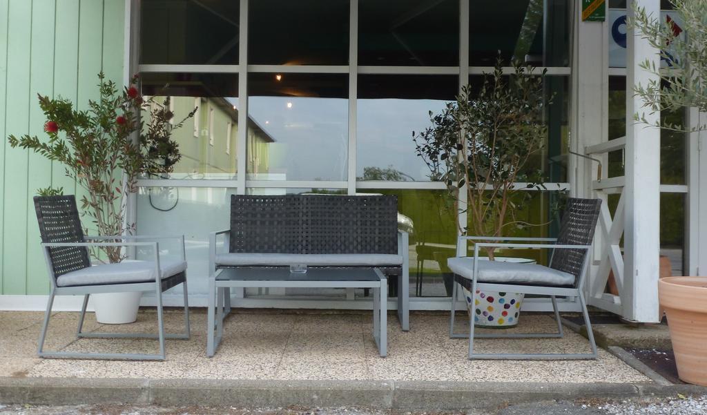 Le 81 Hotel Castres  Eksteriør billede