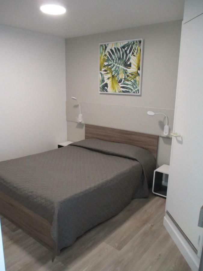 Le 81 Hotel Castres  Eksteriør billede